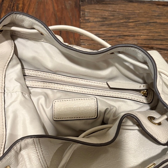 Lands' End Leather Cream Shoulder Bag - Picture 8 of 9